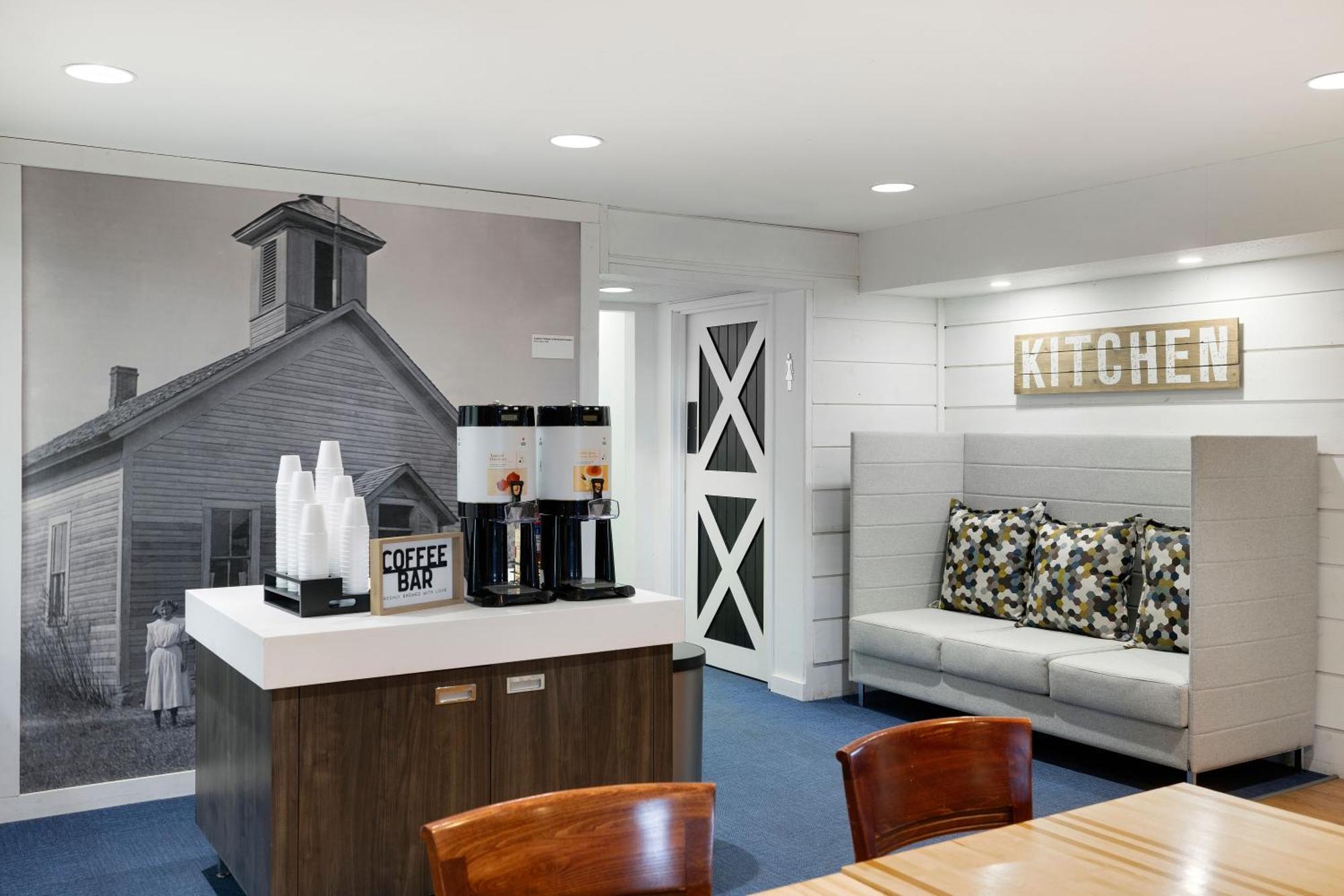 Redwood Falls Redwood Lodge מראה חיצוני תמונה